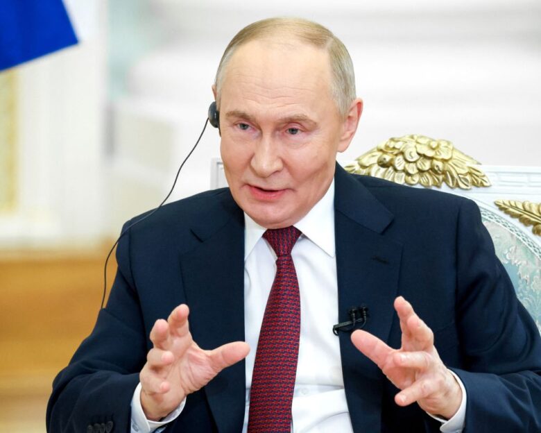 Ουκρανικό: Το Κρεμλίνο αναμένει απάντηση από τις ΗΠΑ – Κλιμακώνει ο Πούτιν για το Ντομπάς – «Ή αποσύρονται ή το παίρνουμε με τη βία»