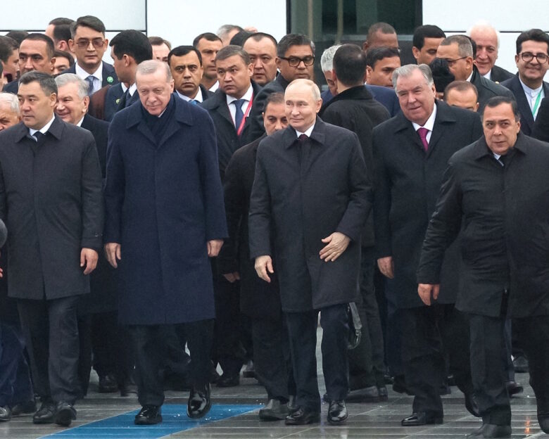 Ο Ερντογάν πρότεινε στον Πούτιν μια περιορισμένη εκεχειρία με την Ουκρανία σε ενεργειακές υποδομές και λιμάνια