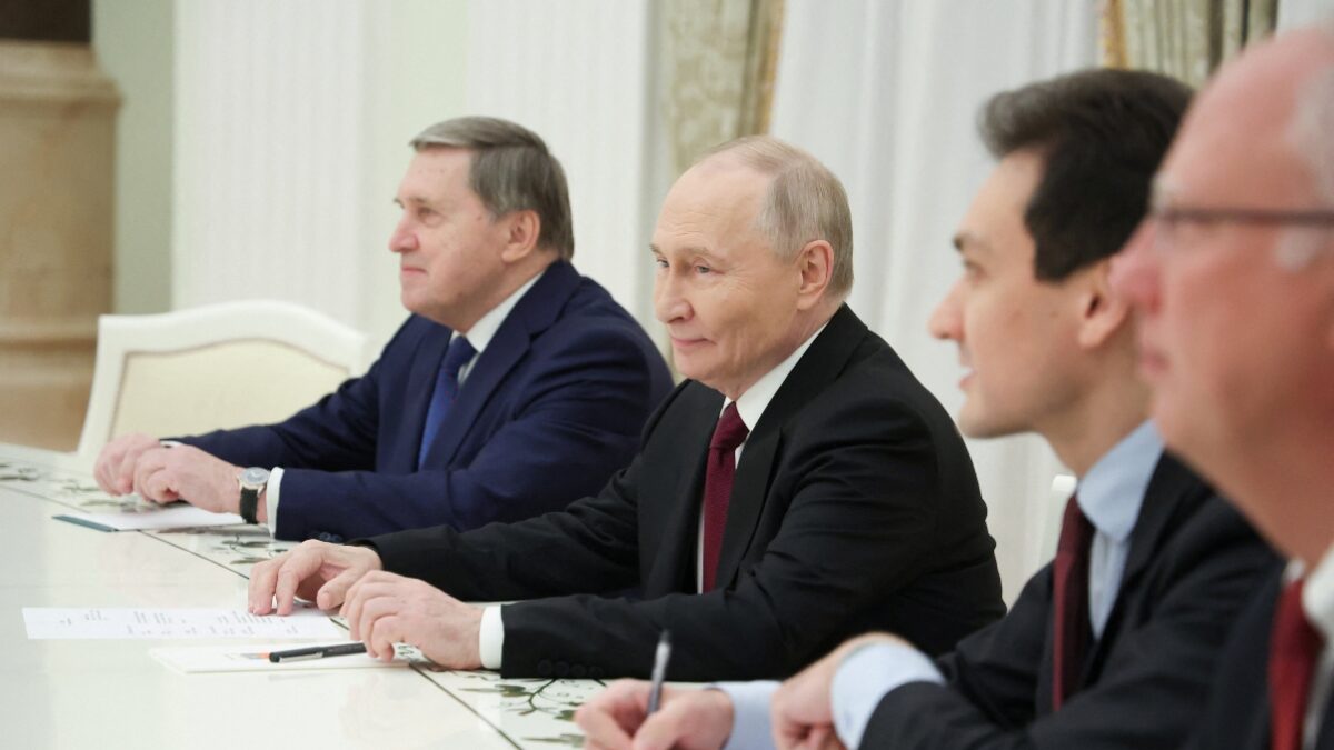 Συνάντηση ρώσων με αμερικάνους