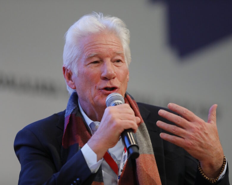 Ο Ρίτσαρντ Γκιρ για το ντοκιμαντέρ «Wisdom of Happiness» αφιερωμένο στον Δαλάι Λάμα – «Ποτέ δεν έχω δουλέψει τόσο σκληρά»