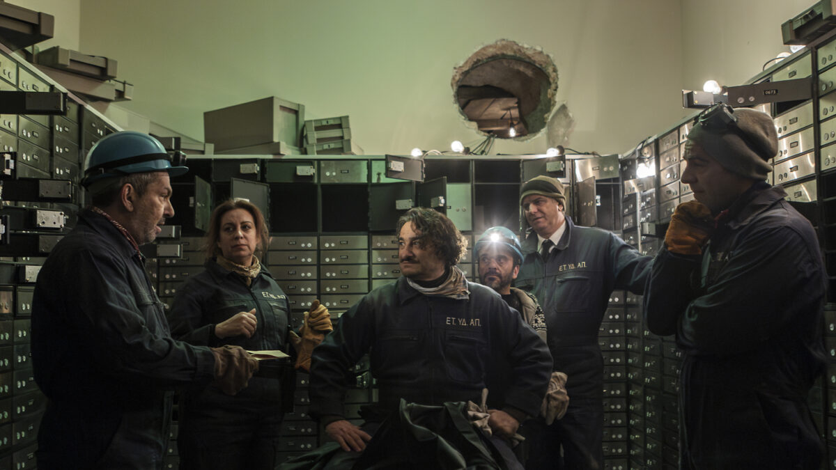 To «Ριφιφί» του Σωτήρη Τσαφούλια έρχεται στο Cosmote TV: Διαθέσιμο το «Sandokan» και άλλες 7 σειρές