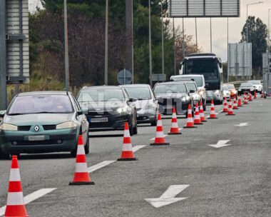 Κίνηση από το πρωί της παραμονής των Χριστουγέννων στη Ριτσώνα