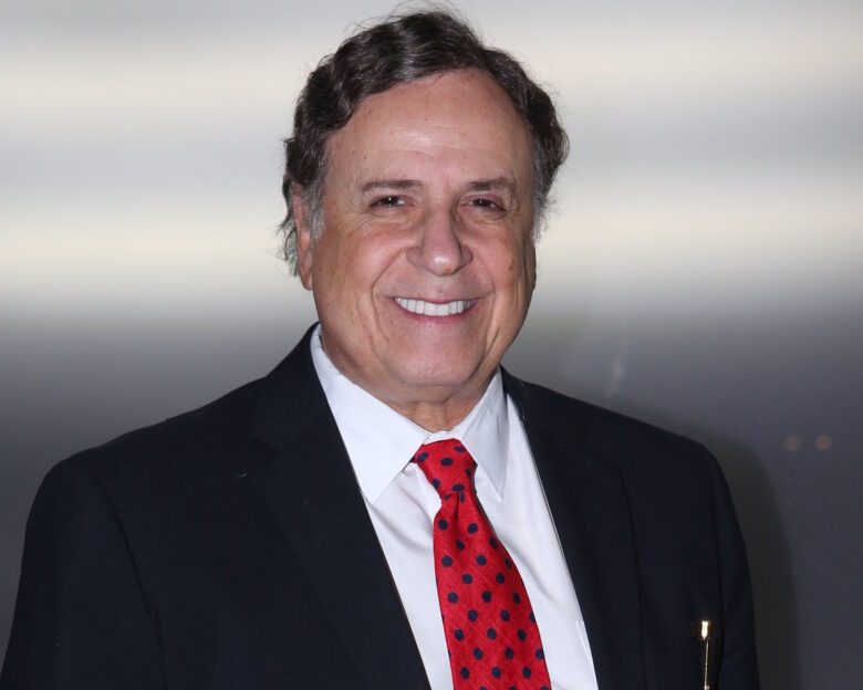 Χάρης Ρώμας για το βιβλίο Τσίπρα: Το αποχετευτικό σύστημα του Βυζαντίου είναι πιο ενδιαφέρον από την «Ιθάκη»