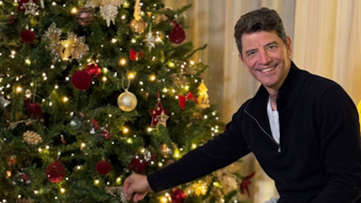 Σάκης Ρουβάς