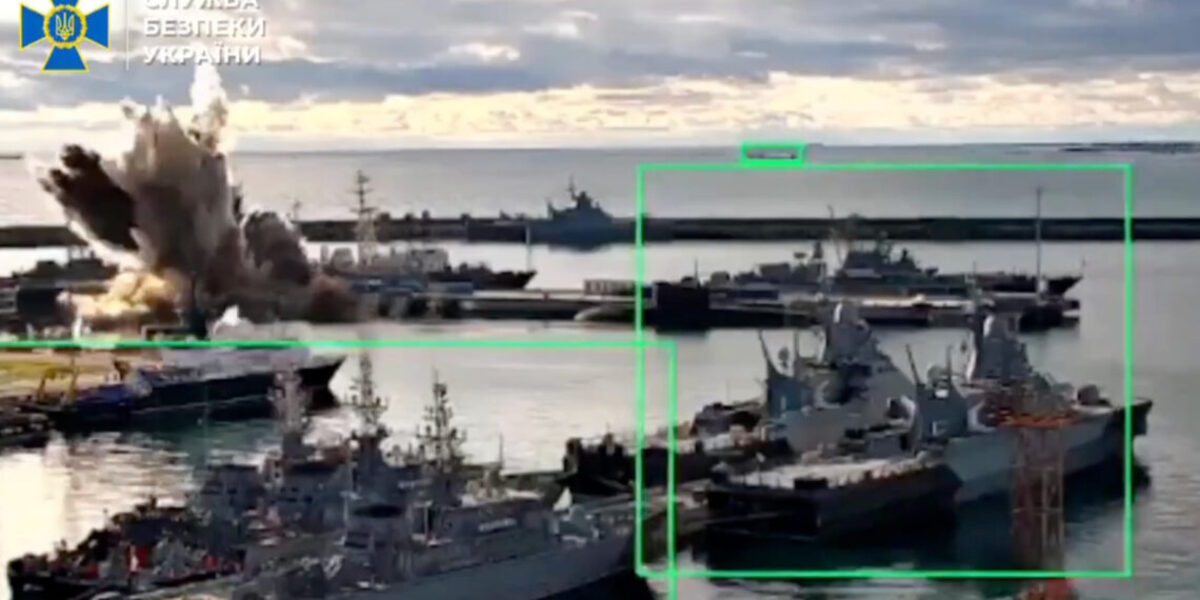 Η στιγμή του ουκρανικού πλήγματος στο ρωσικό υποβρύχιο