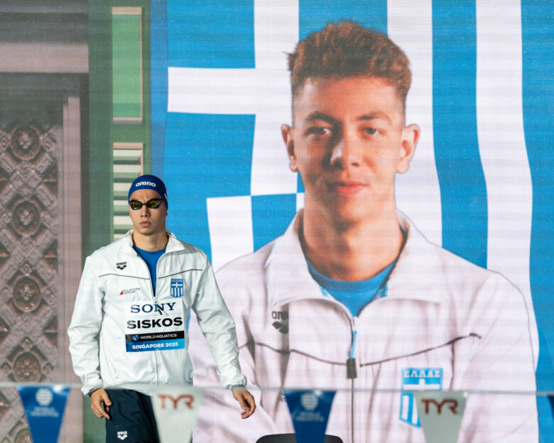 Ο Απόστολος Σίσκος έκανε πανελλήνιο ρεκόρ και προκρίθηκε στον τελικό των 200μ ύπτιο του Ευρωπαϊκού 25άρας πισίνας