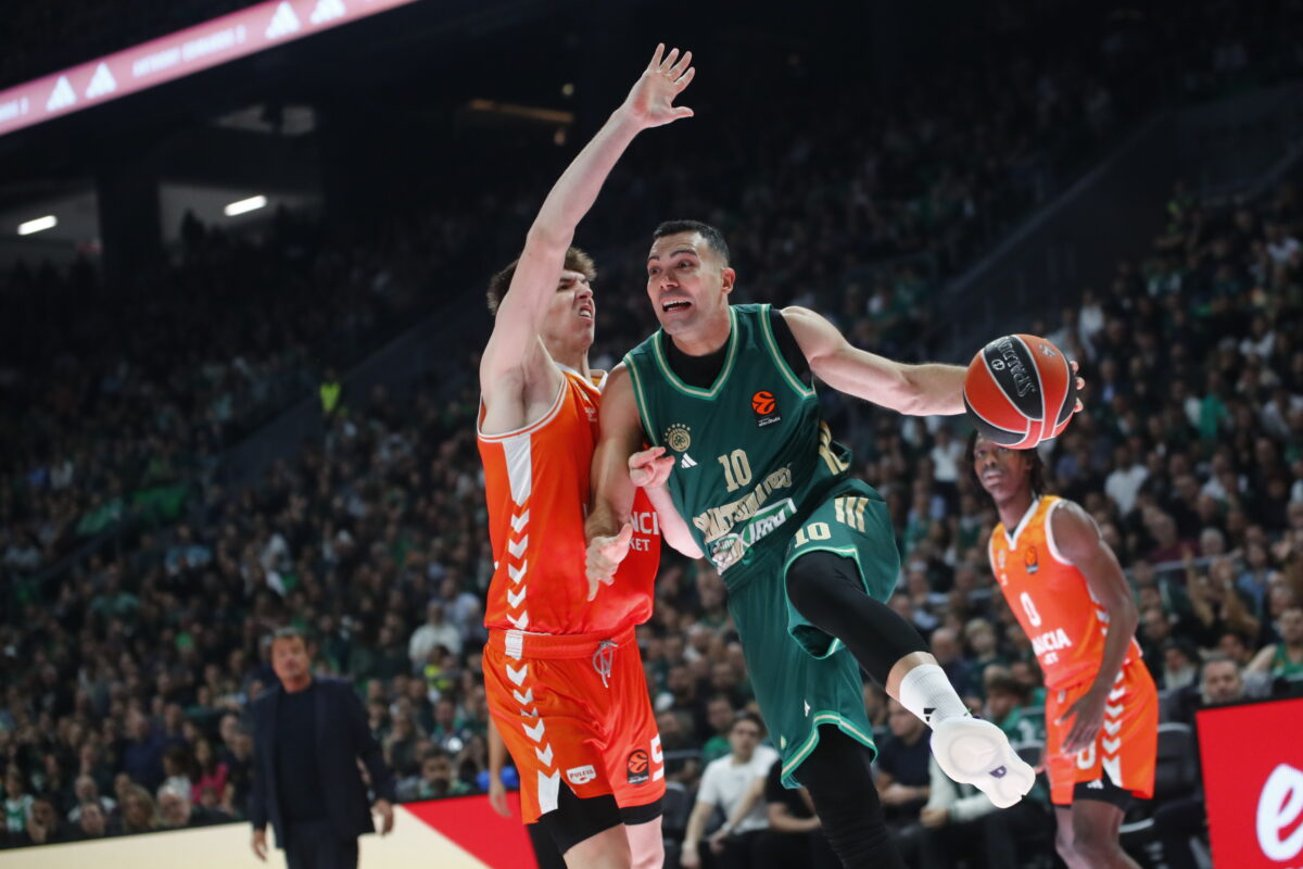 Ο Σλούκας κόντρα στη Βαλένθια (ΣΤΕΛΙΟΣ ΣΤΕΦΑΝΟΥ