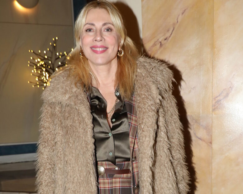 Σμαράγδα Καρύδη