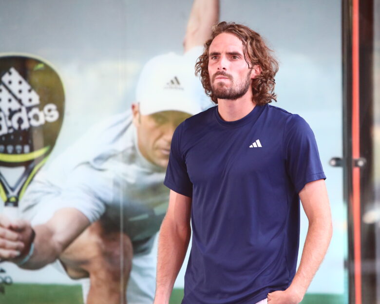 Στέφανος Τσιτσιπάς: «Μπλόκο» στο δίπλωμα του για την τρελή πορεία των 213 χλμ στην Αττική Οδό