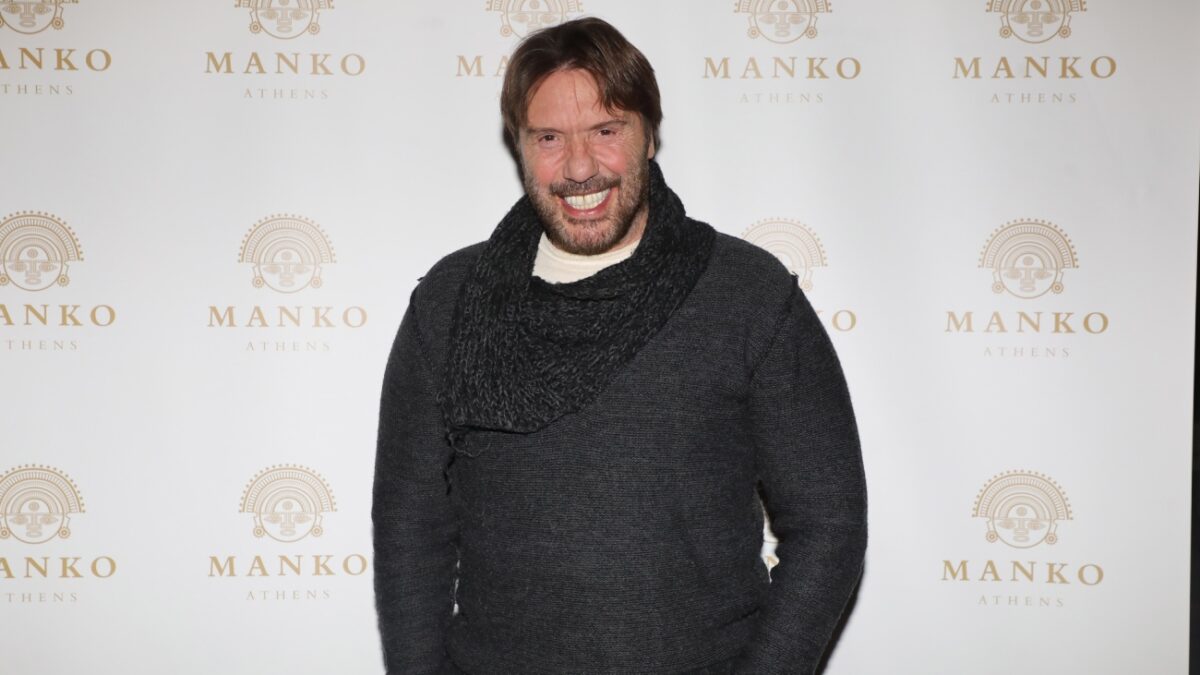 Στράτος Τζώρτζογλου