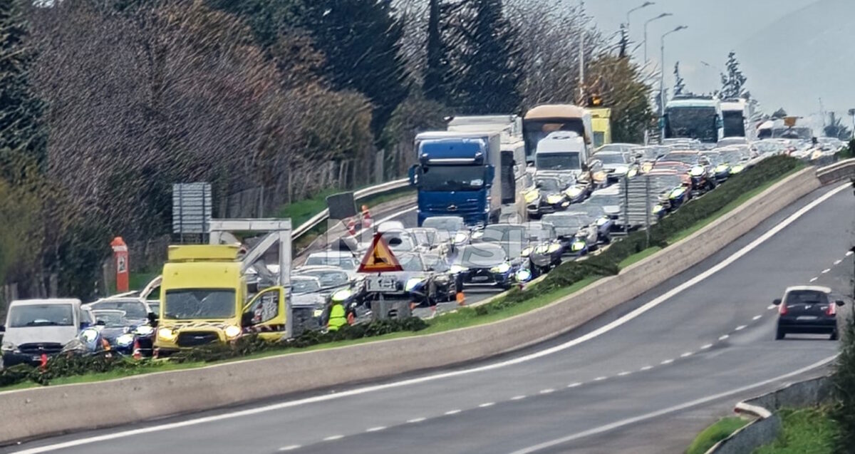 Η ουρά στο Σχηματάρι