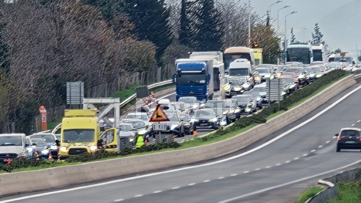 Η ουρά στο Σχηματάρι