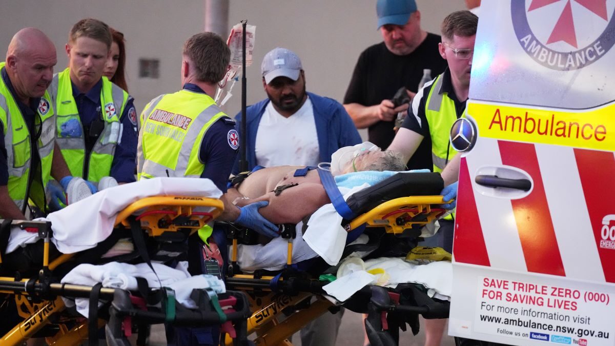 Πυροβολισμοί σε παραλία στο Σίδνεϊ