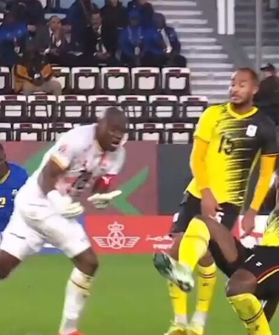 Ουγκάντα – Τανζανία: Απίστευτο blooper στο 90+3′ του αγώνα για το Copa Africa