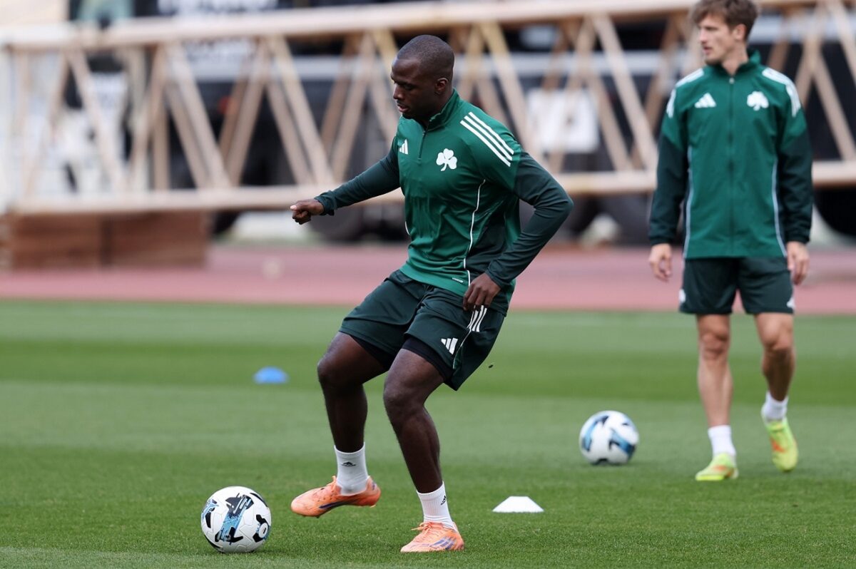 Ο Τετέι στην προπόνηση του Παναθηναϊκού