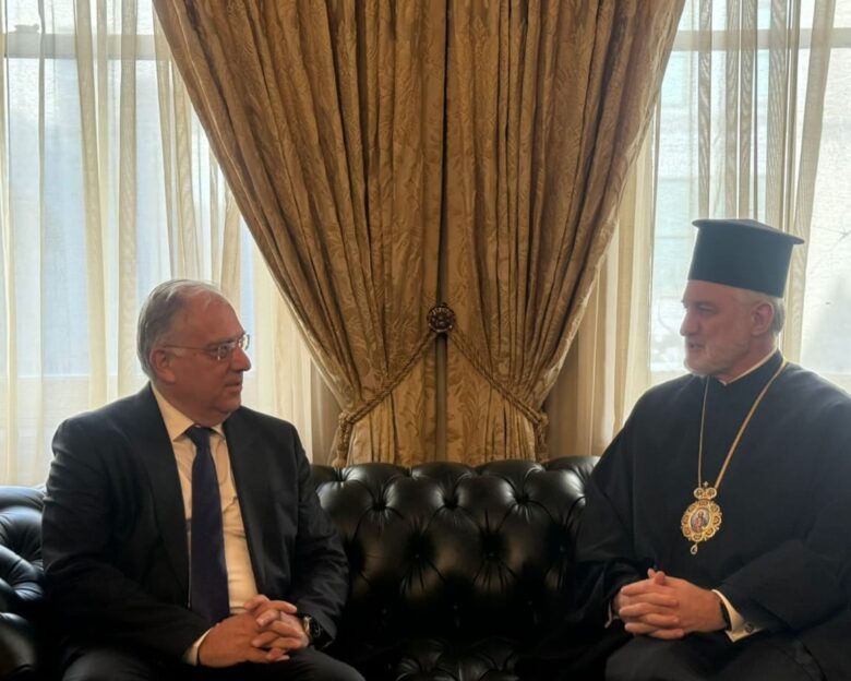 Συνάντηση Θεοδωρικάκου με Αρχιεπίσκοπο Αμερικής: Στο επίκεντρο η ενίσχυση των στρατηγικών σχέσεων Ελλάδας – ΗΠΑ