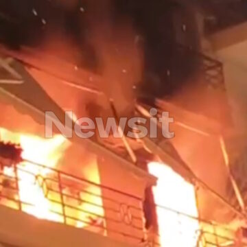Φωτιά σε πολυκατοικία στη Θεσσαλονίκη