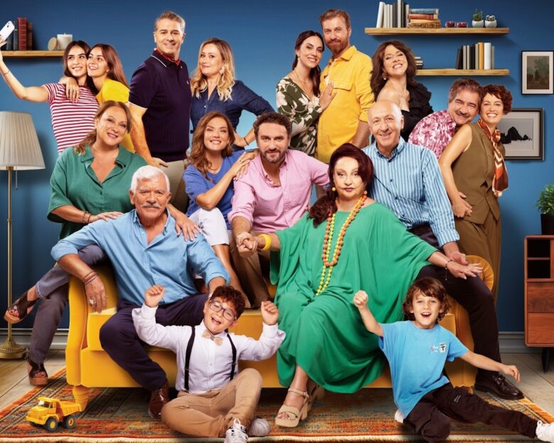 Το σόι σου – επόμενα επεισόδια: Ο Σάββας προσπαθεί να προσαρμοστεί στην ενηλικίωση της Σάντρας και της Χαράς