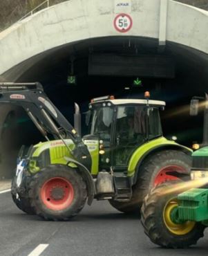 Θεσσαλοί αγρότες