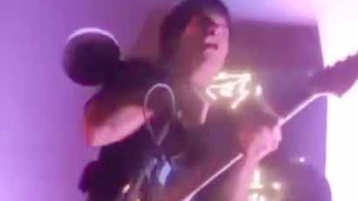 Τραγουδιστής