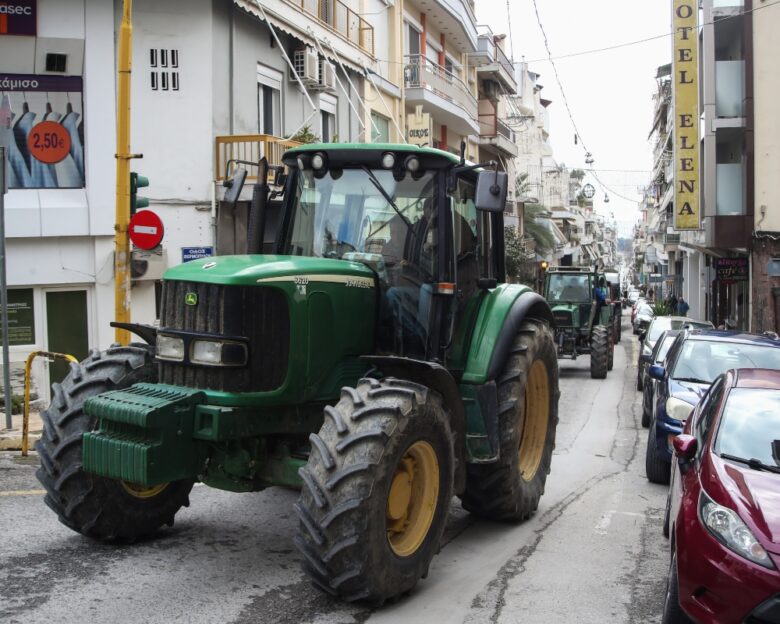Λαμία: Συνελήφθη αγρότισσα για βίντεο που ανέβασε στο Tik Tok – Προέτρεπε σε πράξεις βίας