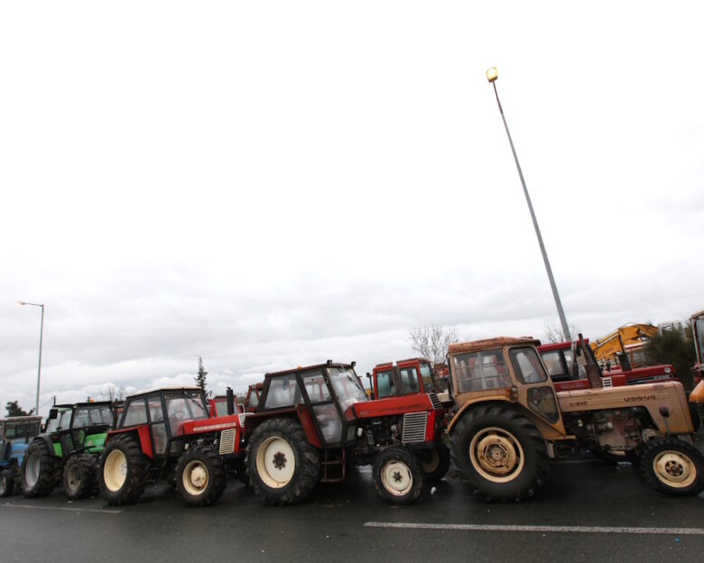 Ακραία κακοκαιρία με χαλάζι και ισχυρές καταιγίδες στην Κεντρική Μακεδονία – «Καμπανάκι» Τσατραφύλλια προς τους αγρότες