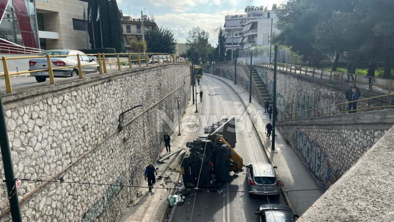 Σοβαρό τροχαίο στη Νέα Φιλαδέλφεια
