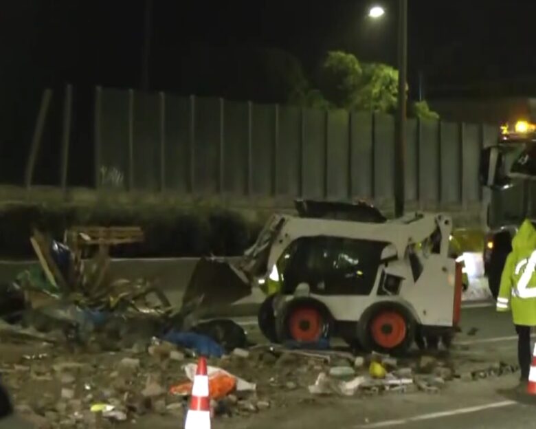 Κηφισός: 2 τραυματίες από σύγκρουση φορτηγού με αυτοκίνητο στο ύψος της Καλυφτάκη – Μεγάλες καθυστερήσεις