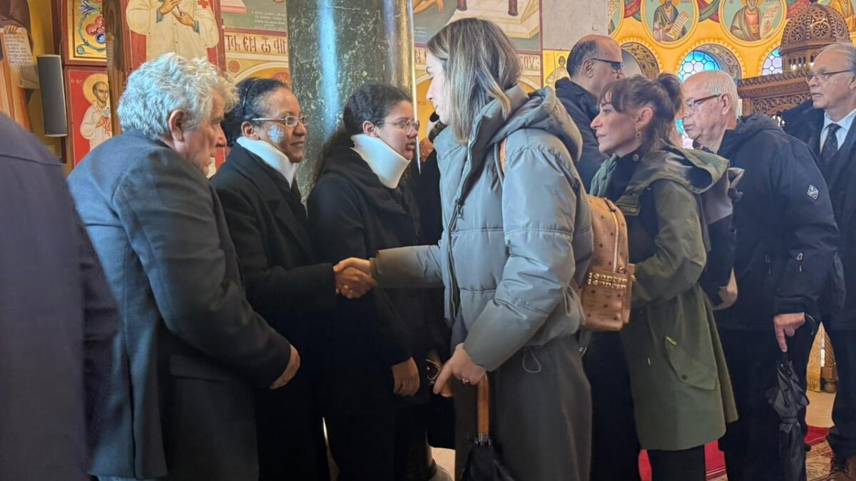 Τροχαίο στη Λούτσα: Θλίψη και πόνος στο τελευταίο αντίο στον 24χρονο – Συντετριμμένες η μητέρα και η αδερφή του