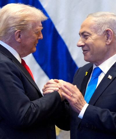 Ο Ντόναλντ Τραμπ με τον Μπέντζαμιν Νετανιάχου