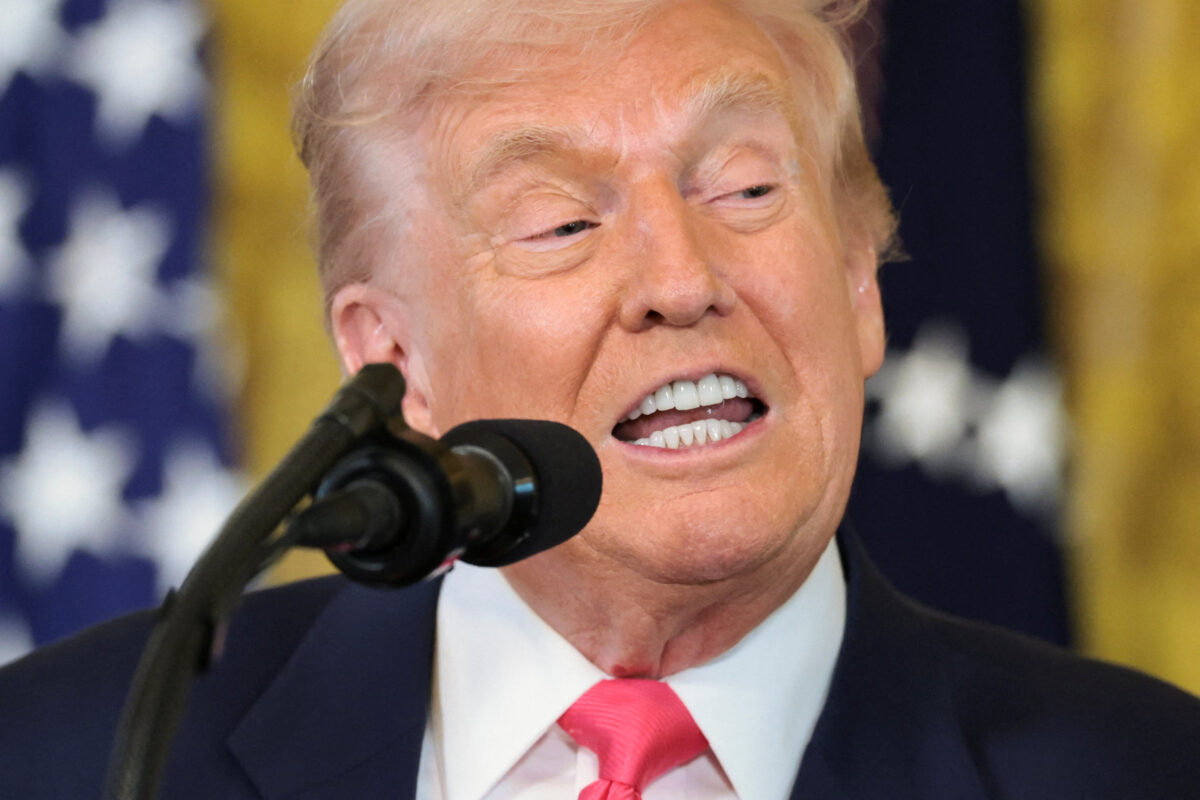 Ντόναλντ Τραμπ