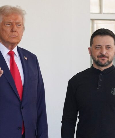 Ο Αμερικανός πρόεδρος Ντόναλντ Τραμπ και ο πρόεδρος της Ουκρανίας Βολοντιμίρ Ζελένσκι