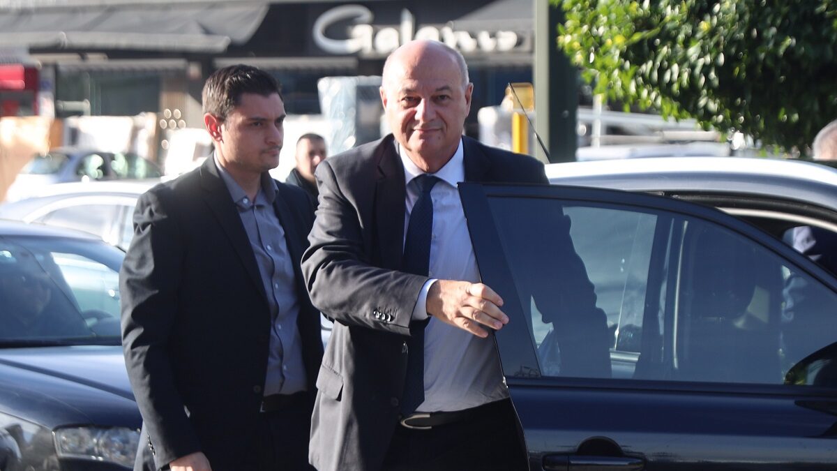 Κώστας Τσιάρας