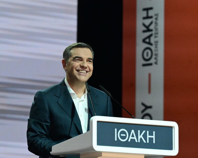 Ο Τσίπρας συνεχάρη τηλεφωνικά στον Πιερρακάκη για την εκλογή στην προεδρία του Eurogroup