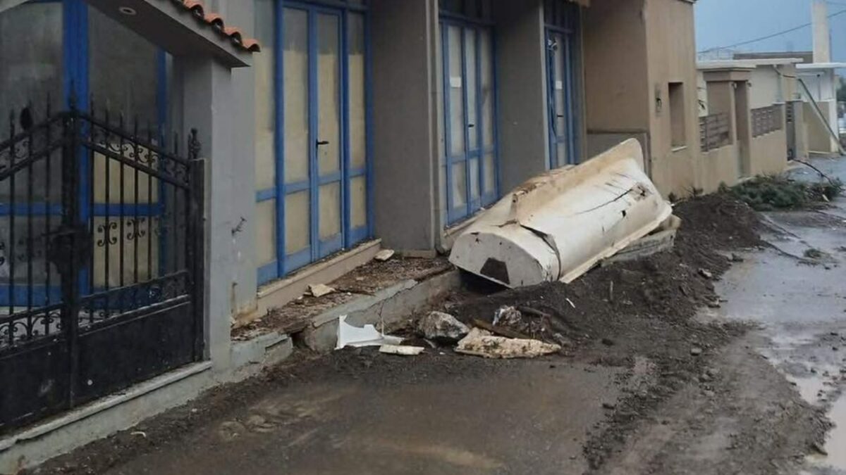 Η κακοκαιρία Byron σαρώνει και το Ηράκλειο: Ανεμοστρόβιλος χτύπησε τον Τσούτσουρο – Υπερχείλισε ρέμα