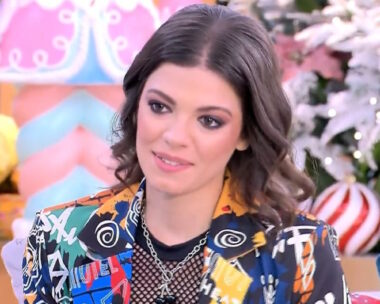 Τζένη Καζάκου