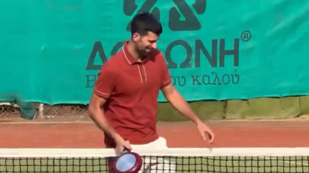 Ο Νόβακ Τζόκοβιτς έπαιξε τένις με τηγάνι στο Καβούρι