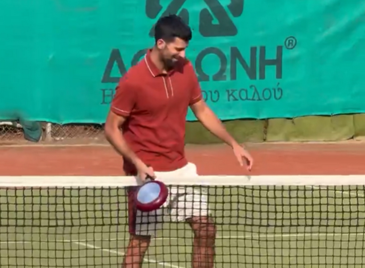 Ο Νόβακ Τζόκοβιτς έπαιξε τένις με τηγάνι στο Καβούρι