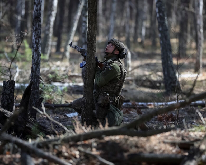 Βρετανία: Η MI6 προειδοποιεί για την επιθετικότητα, τον επεκτατισμό και τον αναθεωρητισμό της Ρωσίας