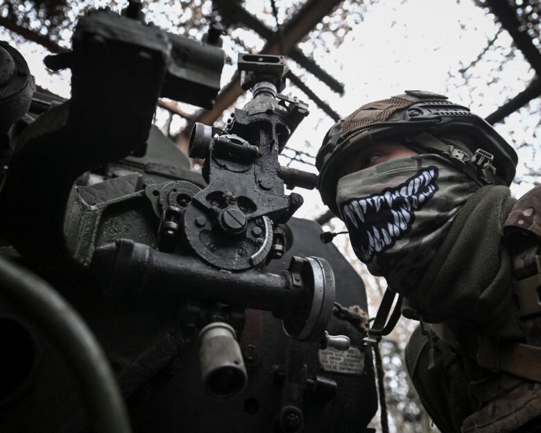 Οι ΗΠΑ πιέζουν την Ουκρανία να παραδώσει το Ντονμπάς στη Ρωσία: «Περίεργη η συμπεριφορά των Αμερικανών»