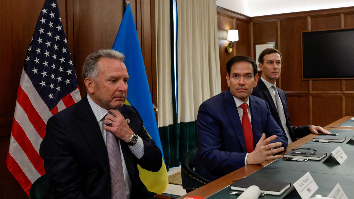 Ο Στιβ Γουίτκοφ και ο Μάρκο Ρούμπιο