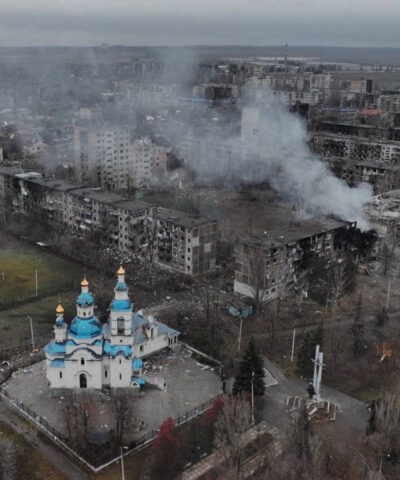 Μια λήψη από drone δείχνει μια κατοικημένη περιοχή που έχει υποστεί ζημιές από τις συνεχείς ρωσικές στρατιωτικές επιθέσεις, εν μέσω της επίθεσης της Ρωσίας στην Ουκρανία, στην πόλη Κωστιάντινιβκα, στην περιοχή του Ντόνετσκ
