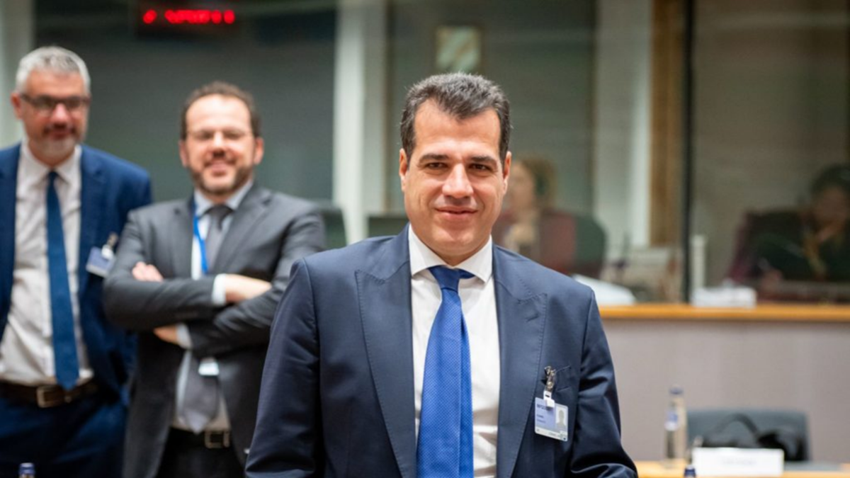 Θάνος Πλεύρης