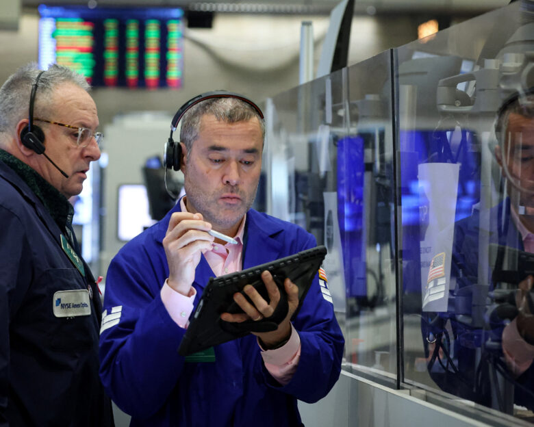 Wall Street: Κλείσιμο με μικρή πτώση εν αναμονή της απόφασης Fed αυτή την εβδομάδα