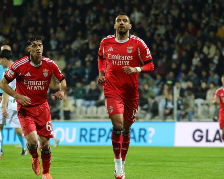 Ο Βαγγέλης Παυλίδης πέτυχε χατ-τρικ στο 4-0 της Μπενφίκα στην έδρα της Μορεϊρένσε