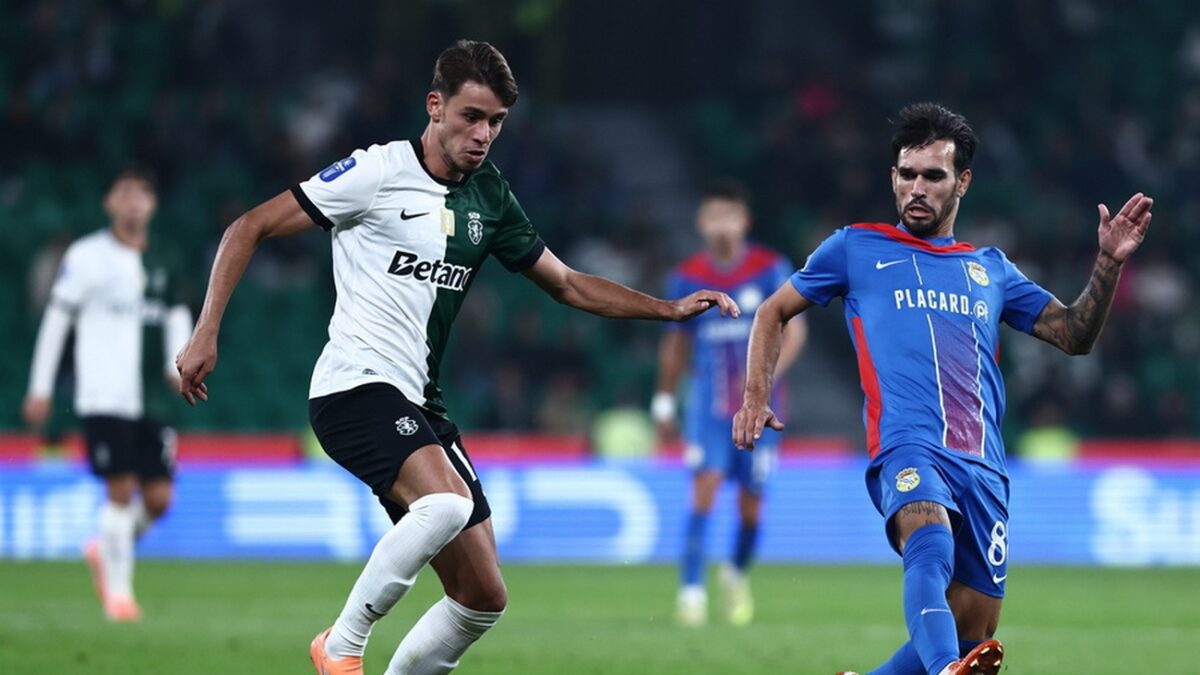 Ο Γιώργος Βαγιαννίδης με τη φανέλα της Σπόρτινγκ