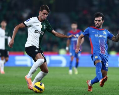 Ο Γιώργος Βαγιαννίδης με τη φανέλα της Σπόρτινγκ