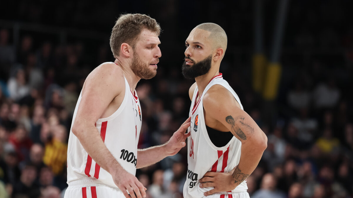 Βεζένκοφ και Φουρνιέ κόντρα στην Μπαρτσελόνα