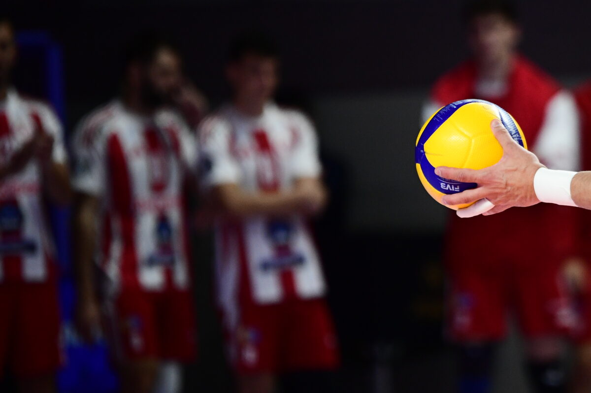 Σκοτάδι στο γήπεδο της Νέας Σμύρνης (KLODIAN LATO