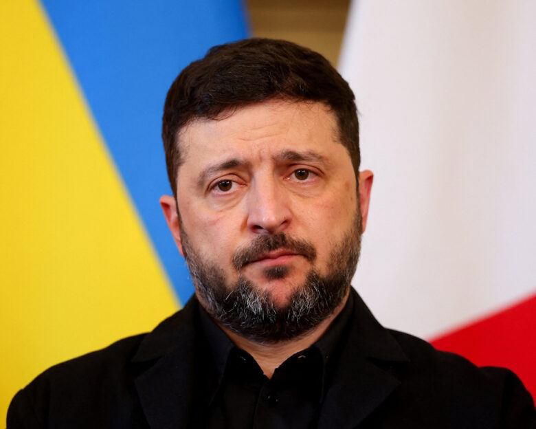 Ζελένσκι: «Δεν έχουμε το νομικό δικαίωμα να παραχωρήσουμε εδάφη – Η οπτική μας διαφέρει από του Τραμπ»